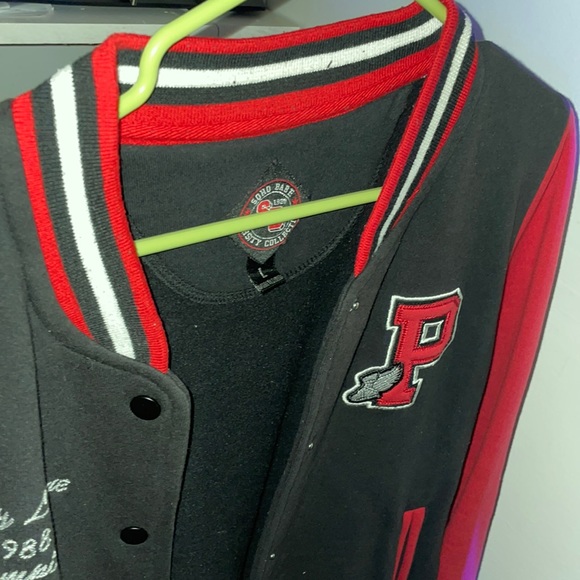 Soho Jackets & Blazers - Red and black jacket